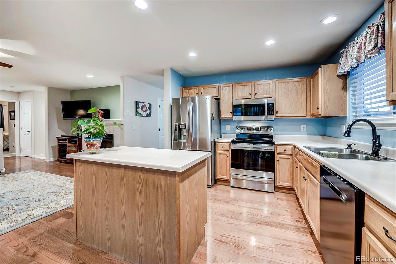 5556 South Rome Street Aurora, CO 80015 - Photo 13 of 31 Gallery Image 13