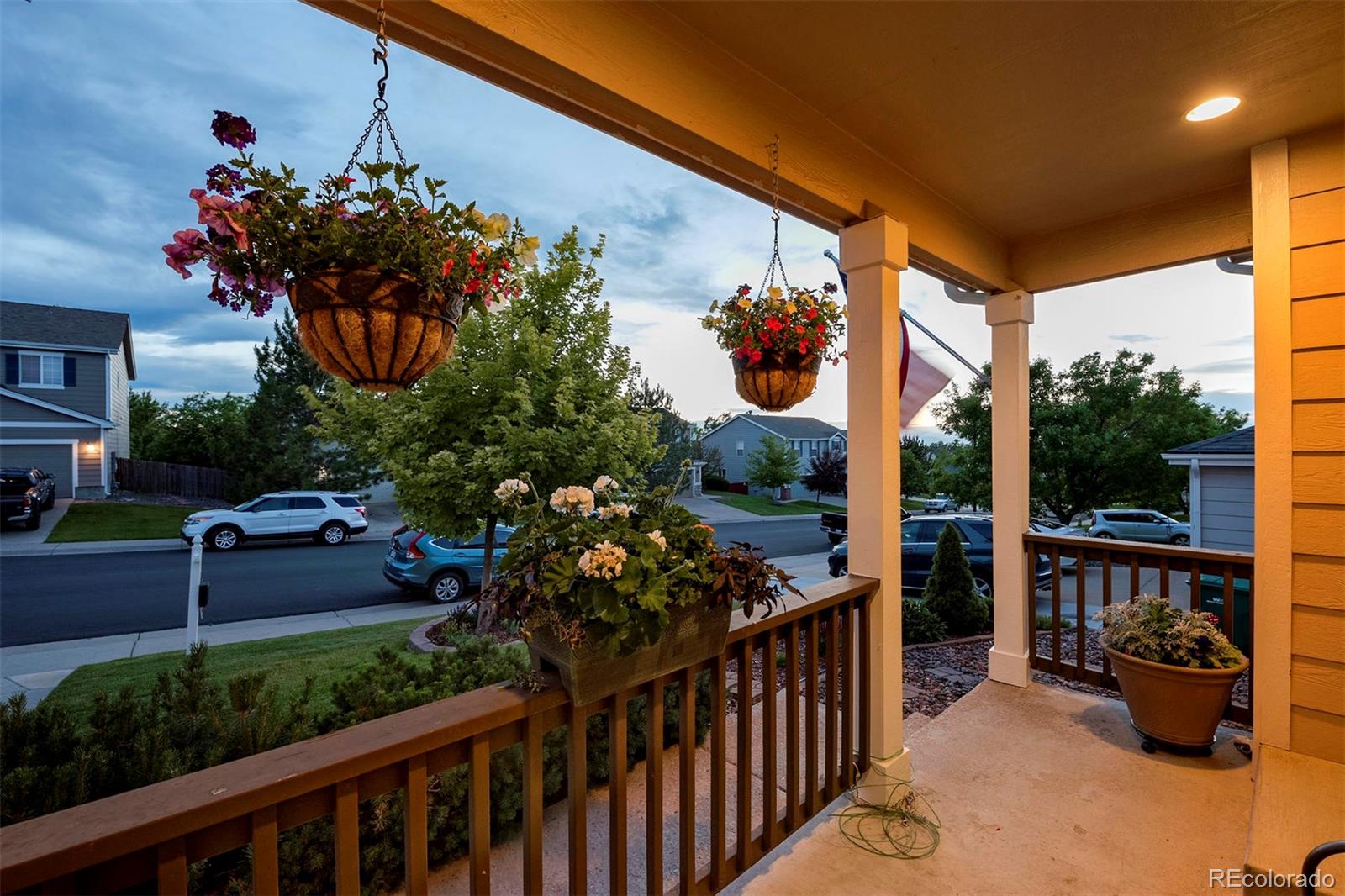 5556 South Rome Street Aurora, CO 80015 - Photo 5 of 31 Gallery Image 5