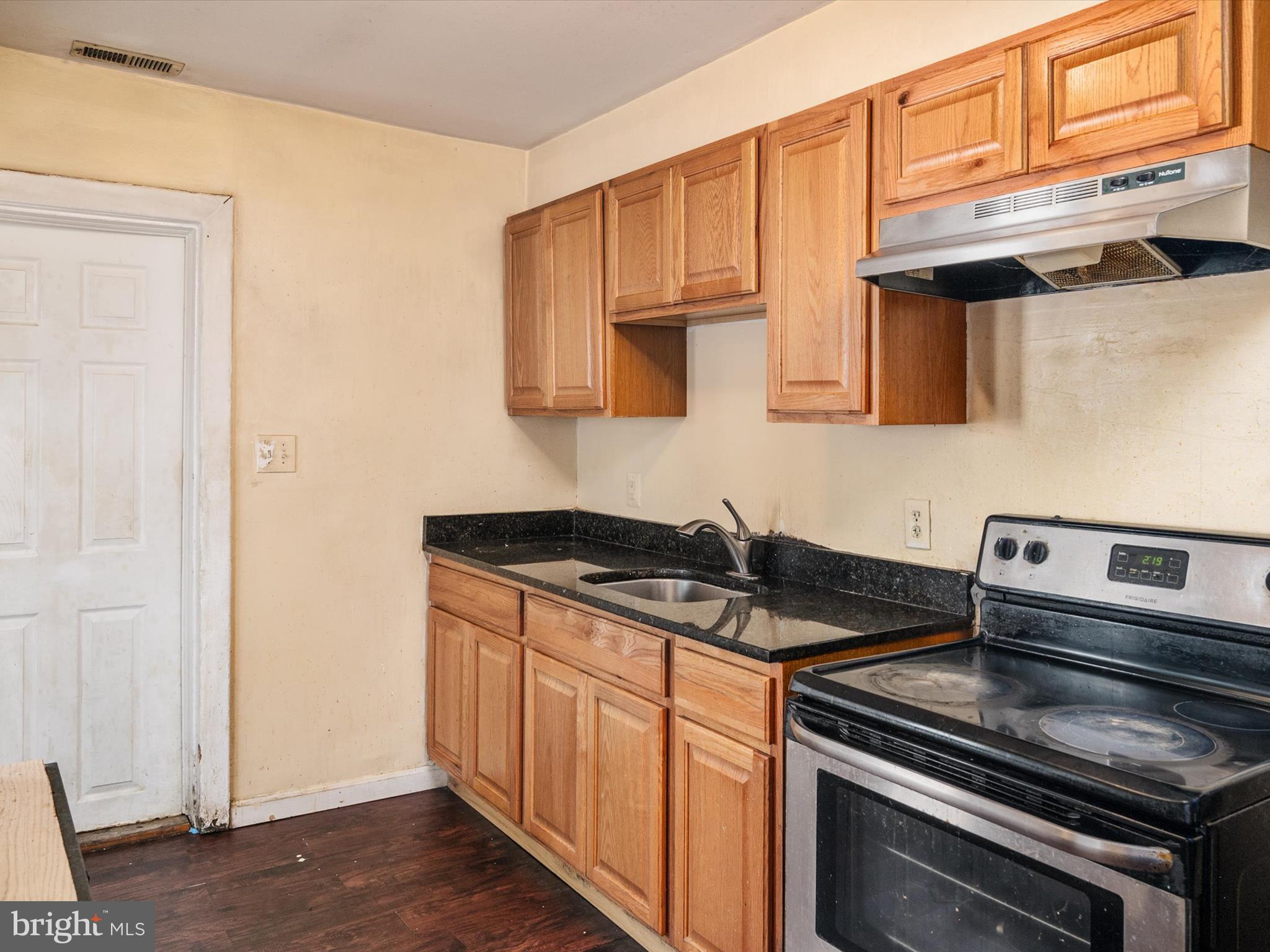 56 Pleasant Street Annapolis, MD 21401 - Photo 8 of 17