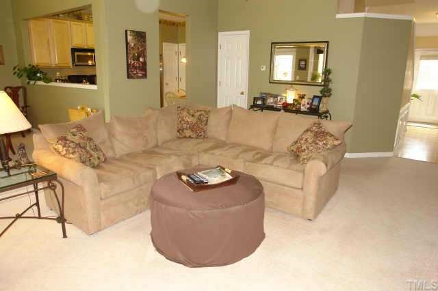 5524 Berry Creek Circle Raleigh, NC 27613 - Photo 4 of 10 Gallery Image 4