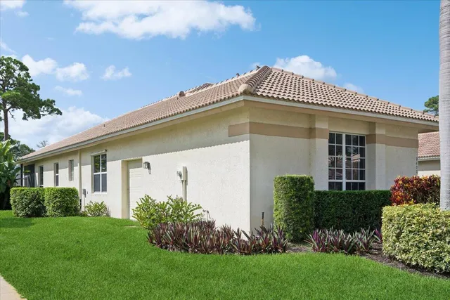 $472,000 | 9407 Avenel Lane, Port St. Lucie, FL 34986