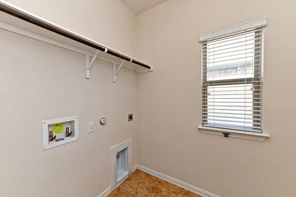 $2,100 | 265 Shale Circle, Buda, TX 78610