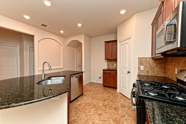 $2,100 | 265 Shale Circle, Buda, TX 78610