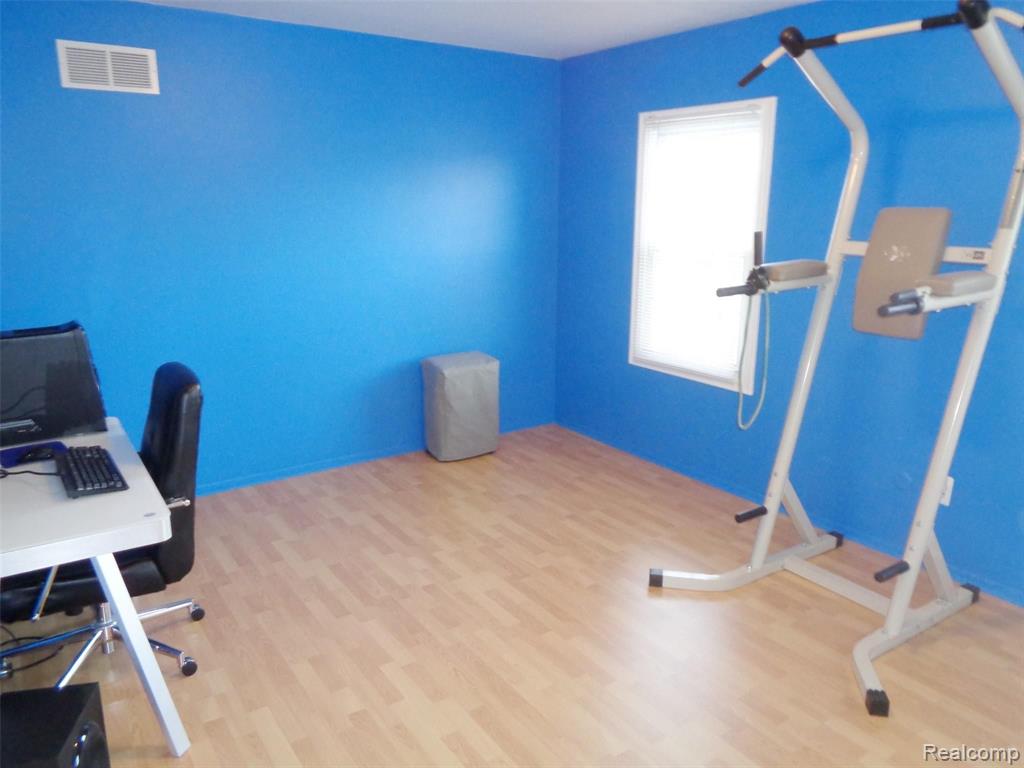 31213 Hoover Road Warren, MI 48093 - Photo 10 of 14