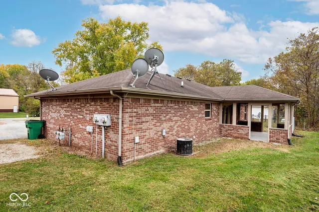 $274,900 | 126-128 Allen Drive, Mooresville, IN 46158