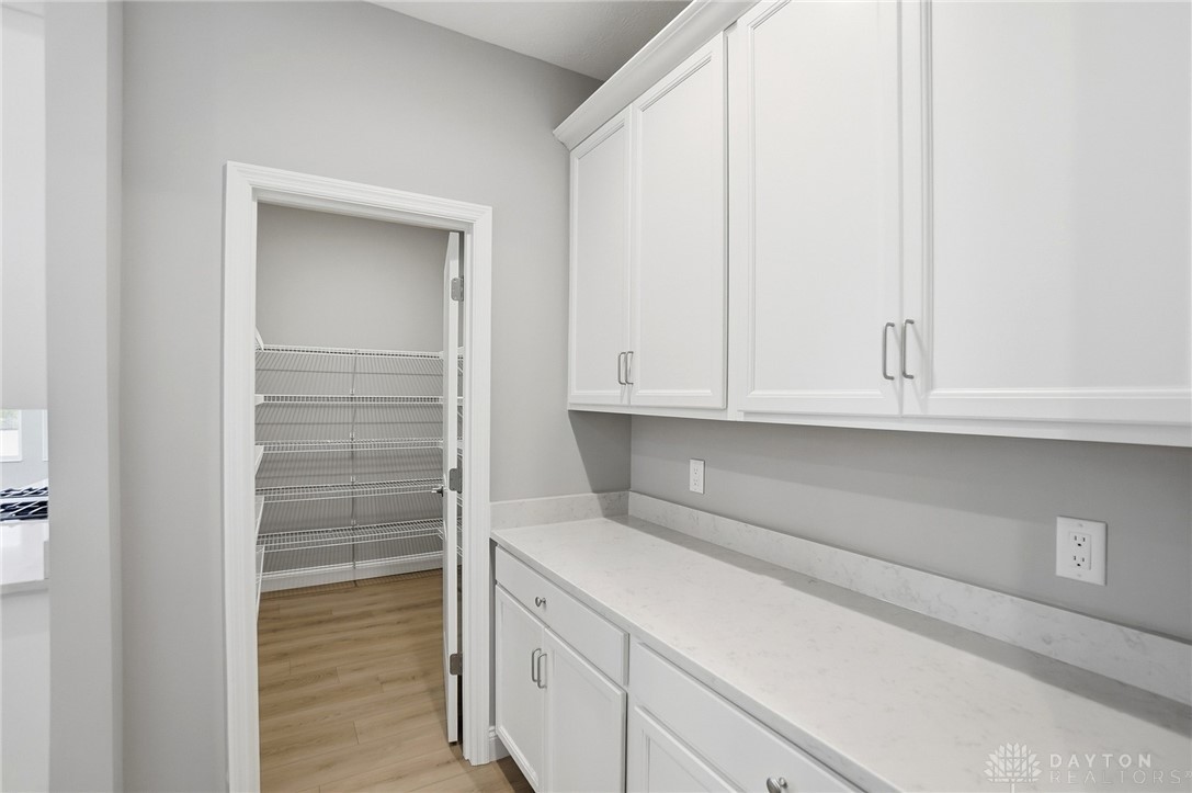 889 Reeder Circle Dayton, OH 45458 - Photo 14 of 38 Gallery Image 14