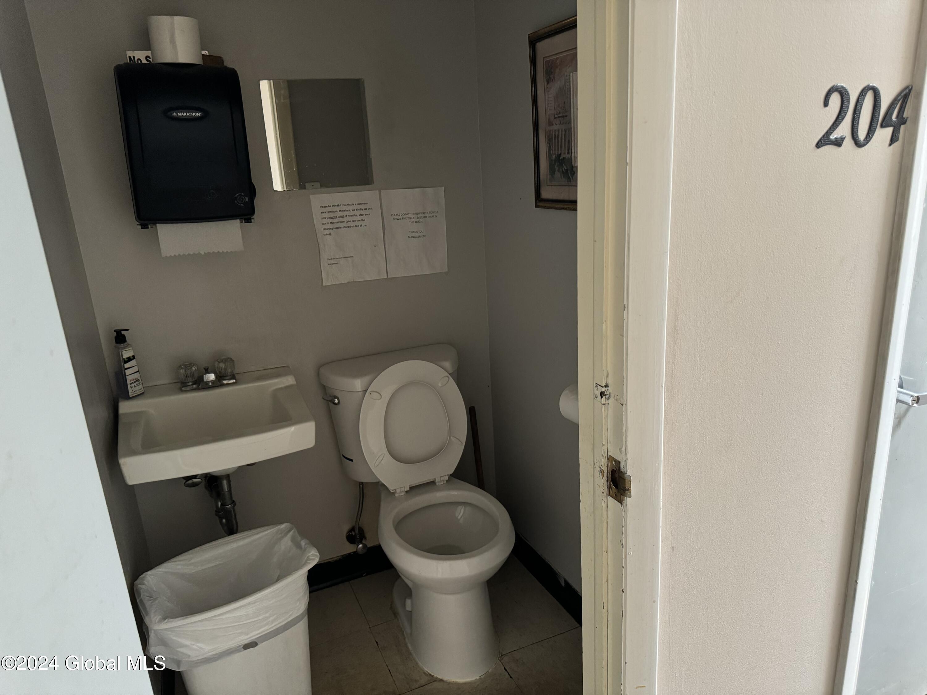 35 Fuller Road Colonie, NY 12205 - Photo 12 of 28 IMG_0823