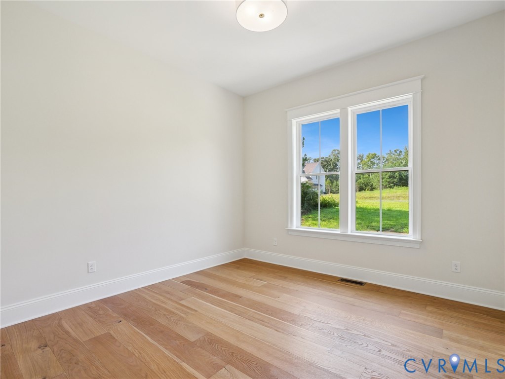 1530 Smokey Rdg Road Maidens, VA 23102 - Photo 25 of 42 an empty room with a window