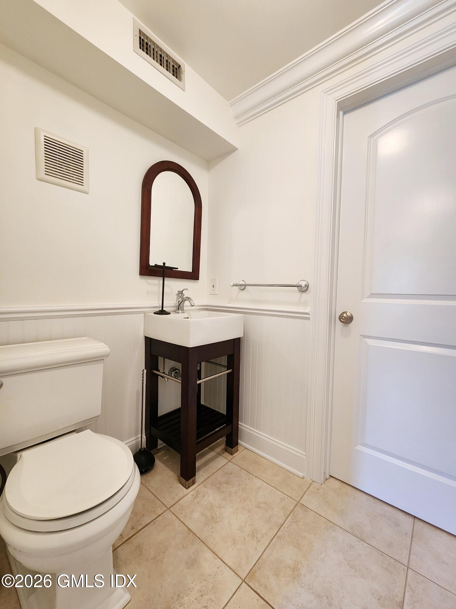 67 Alexander Street, Unit 1 Greenwich, CT 06830 - Photo 9 of 15 20260608_121204