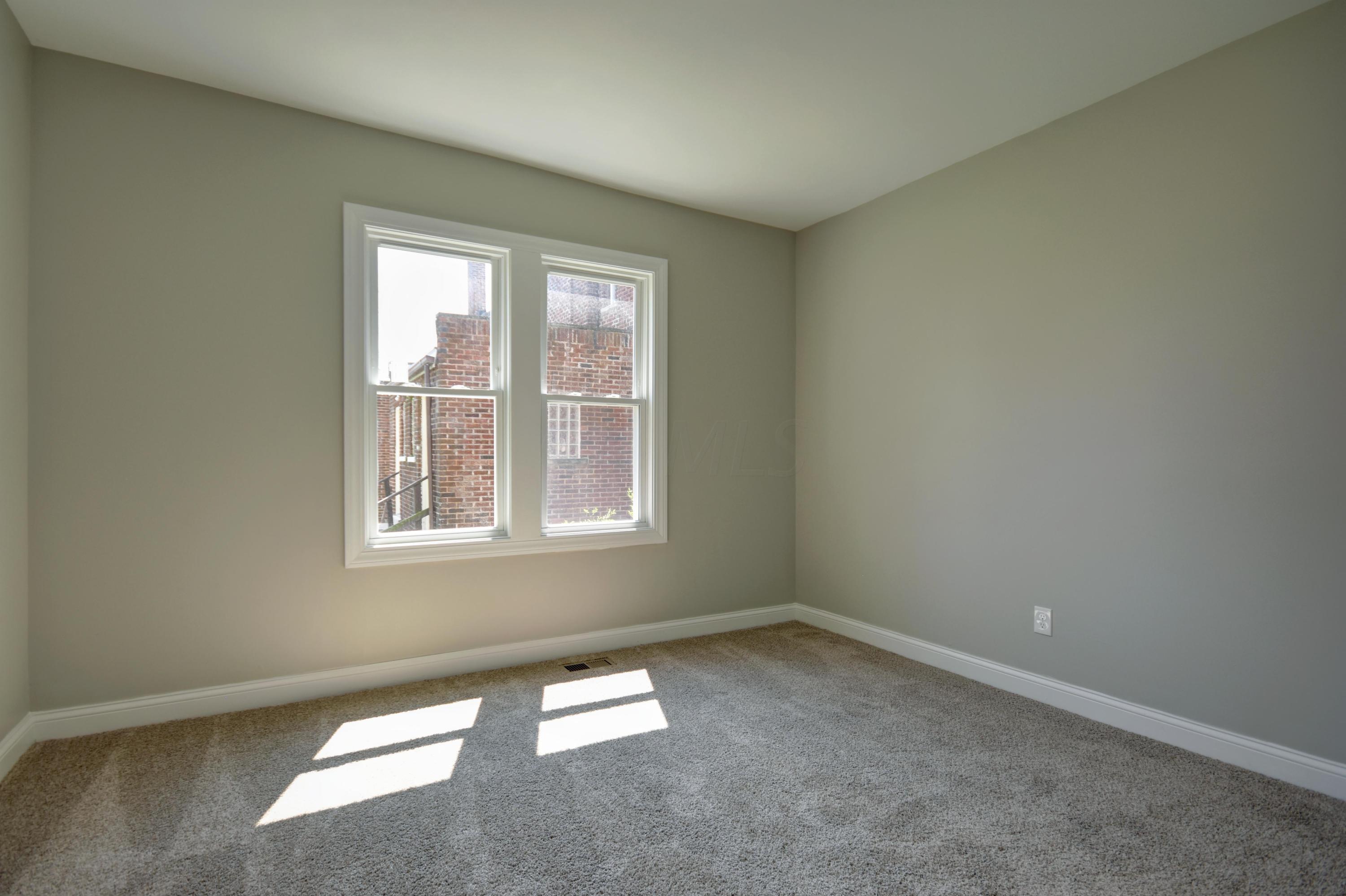 824-826 Berkeley Road Columbus, OH 43205 - Photo 6 of 45 Gallery Image 6