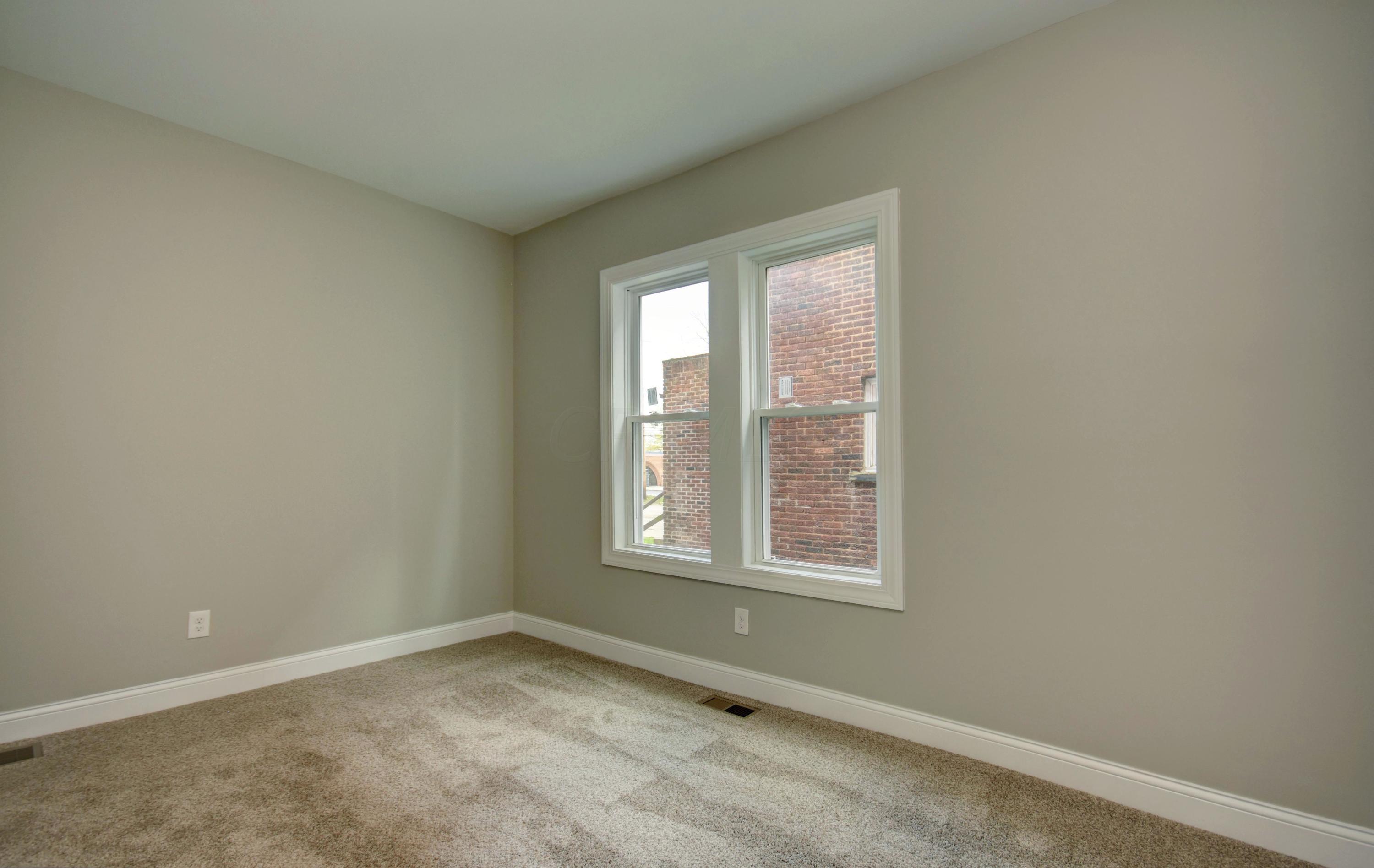 824-826 Berkeley Road Columbus, OH 43205 - Photo 9 of 45 Gallery Image 9