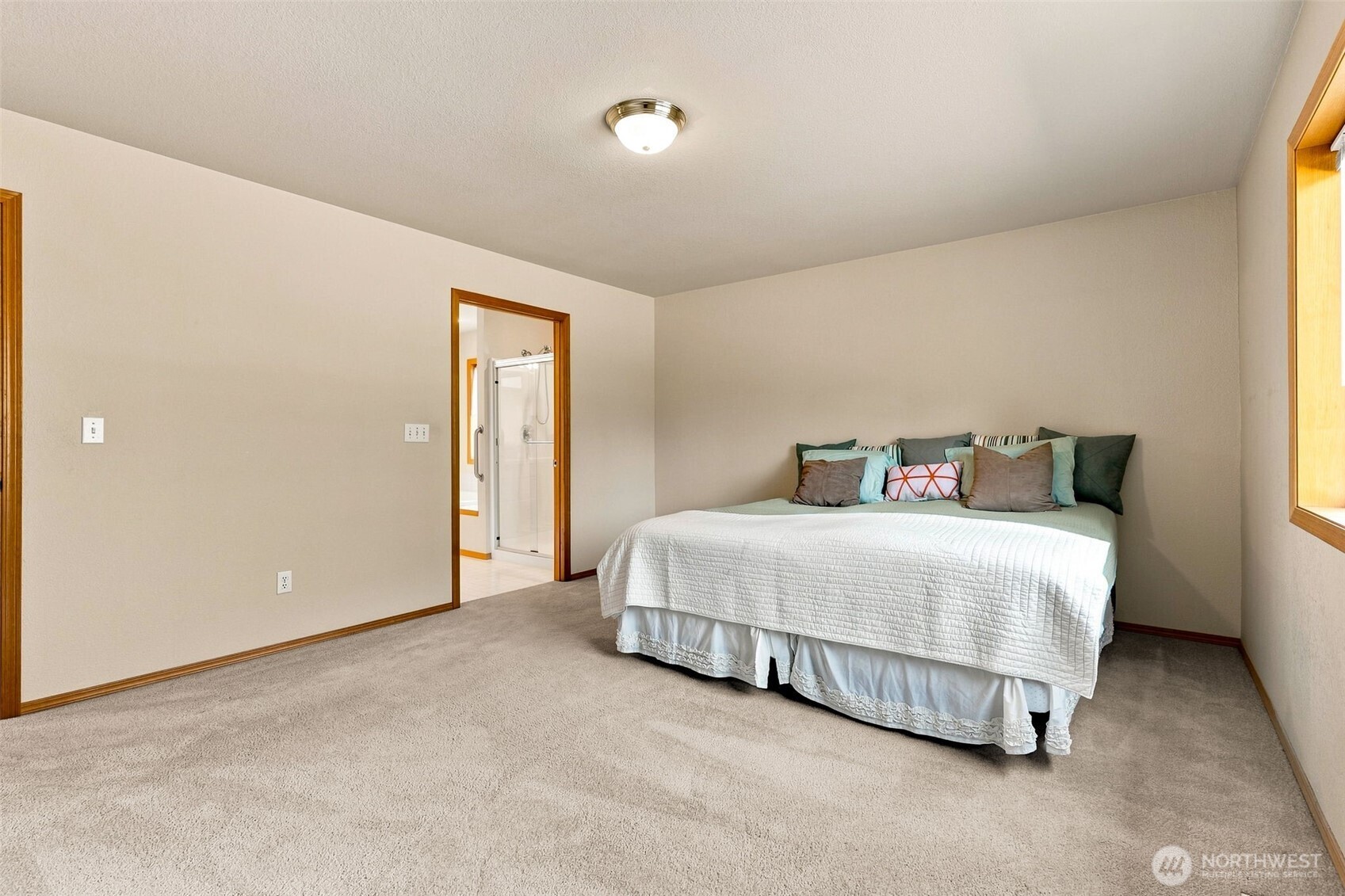 1815 Craig Road Southeast Olympia, WA 98501 - Photo 14 of 31 Gallery Image 14