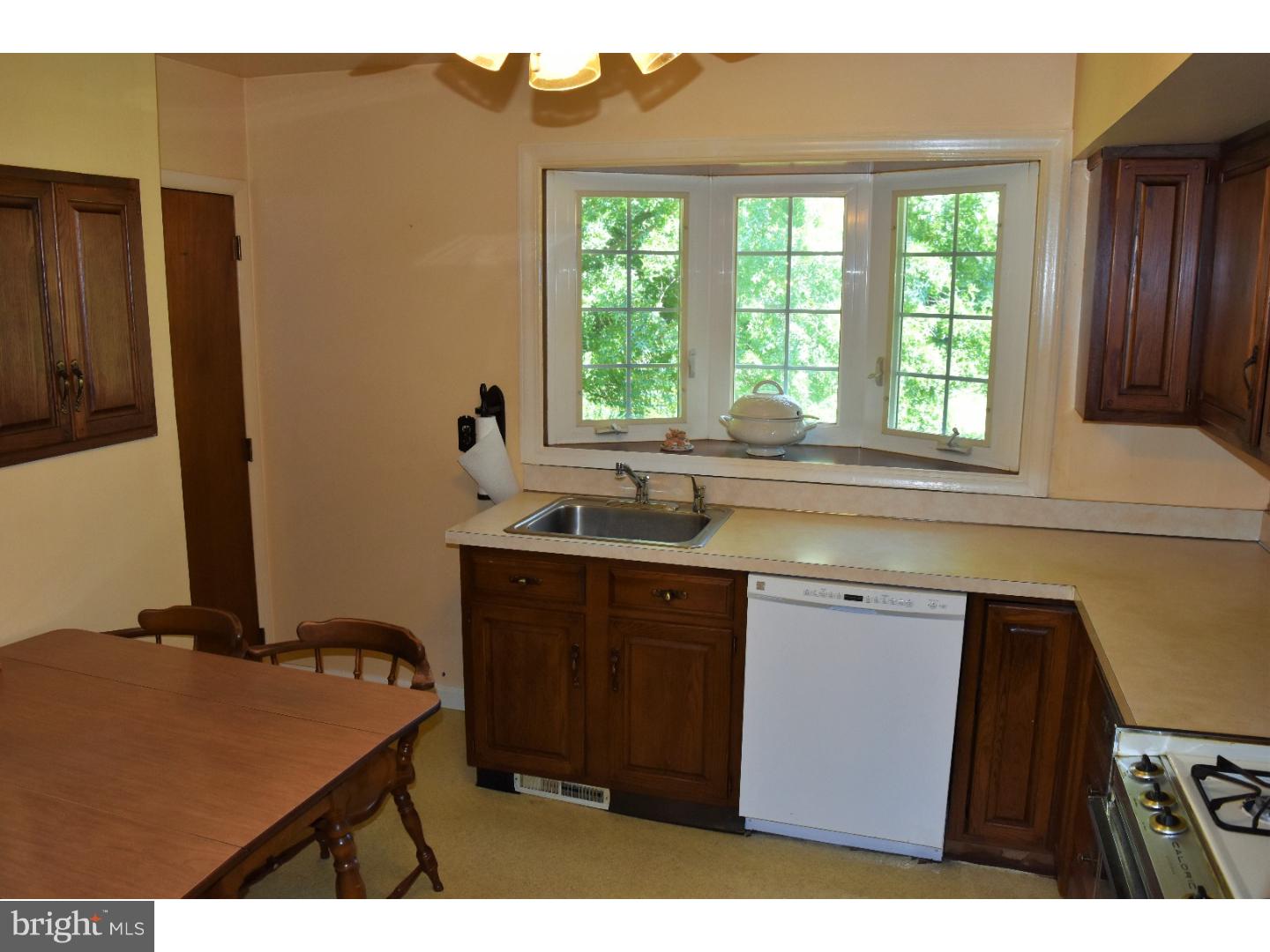 211 Wardel Road Wilmington, DE 19804 - Photo 5 of 22 Gallery Image 5