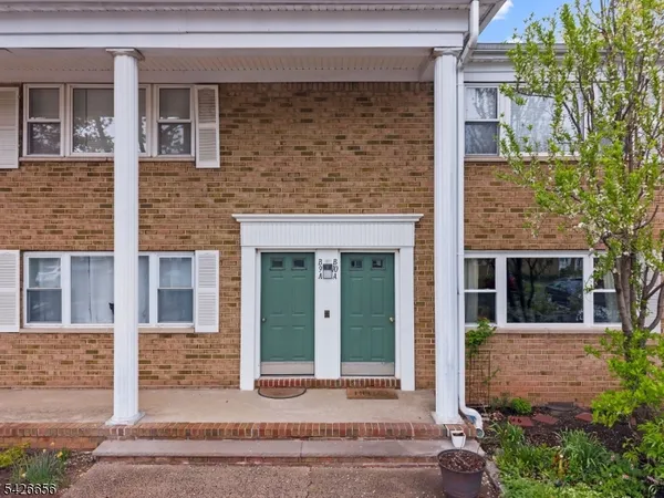 $199,990 | 44 Judson Street, Edison, NJ 08837