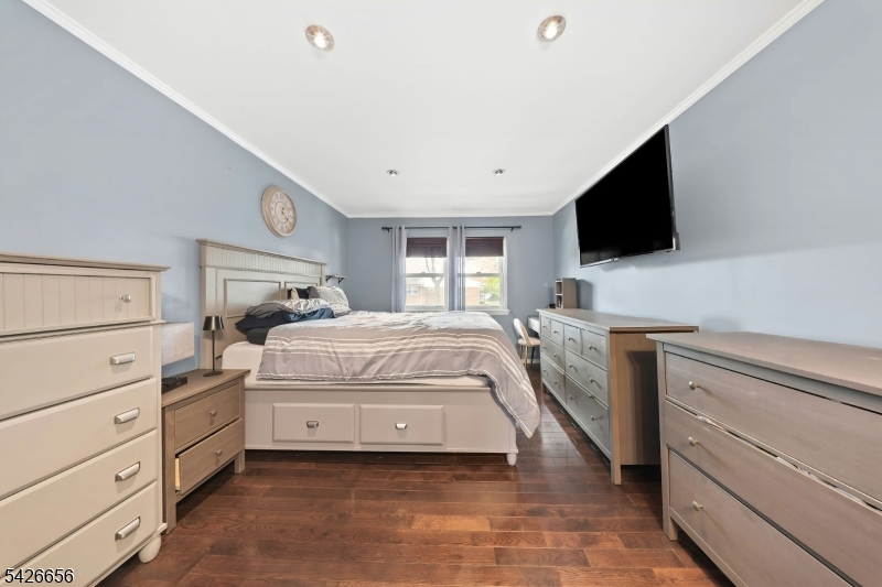 44 Judson Street Edison, NJ 08837 - Photo 17 of 28