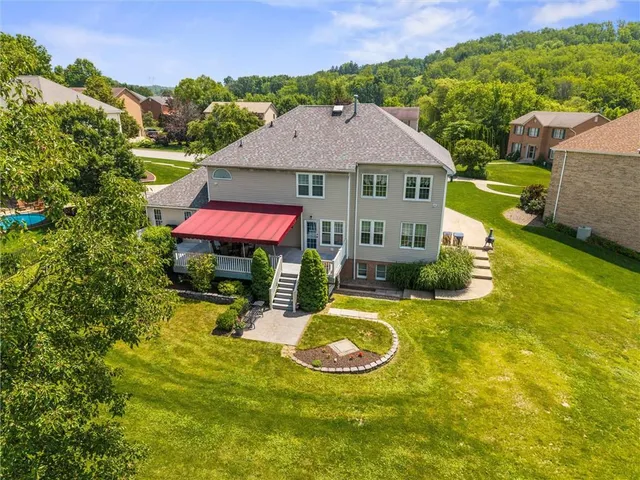 $599,900 | 1004 Deveron Court, Jeannette, PA 15644