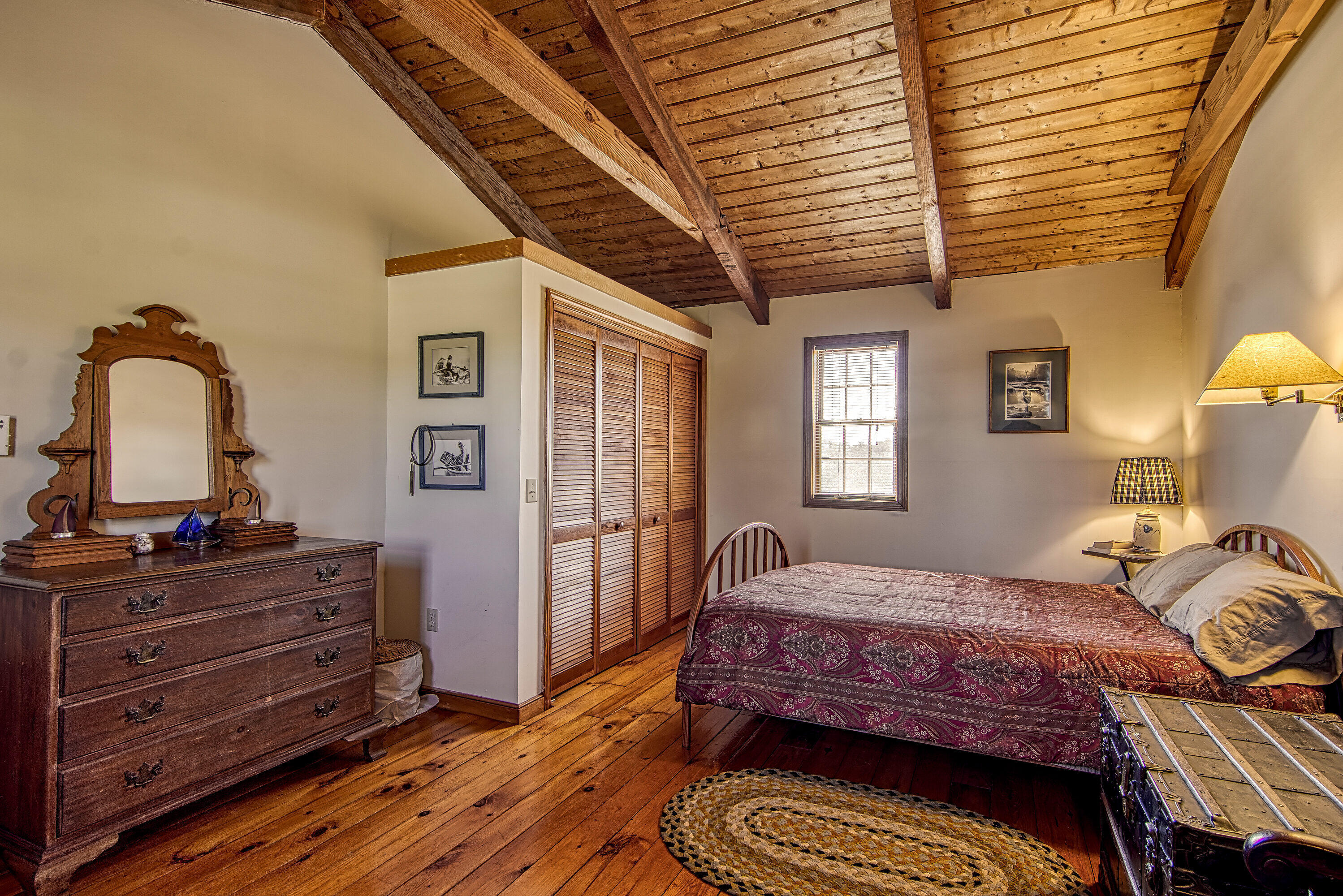 96 Cranberry Point Road Gouldsboro, ME 04624 - Photo 23 of 36 96 Cranberry Point main bed2