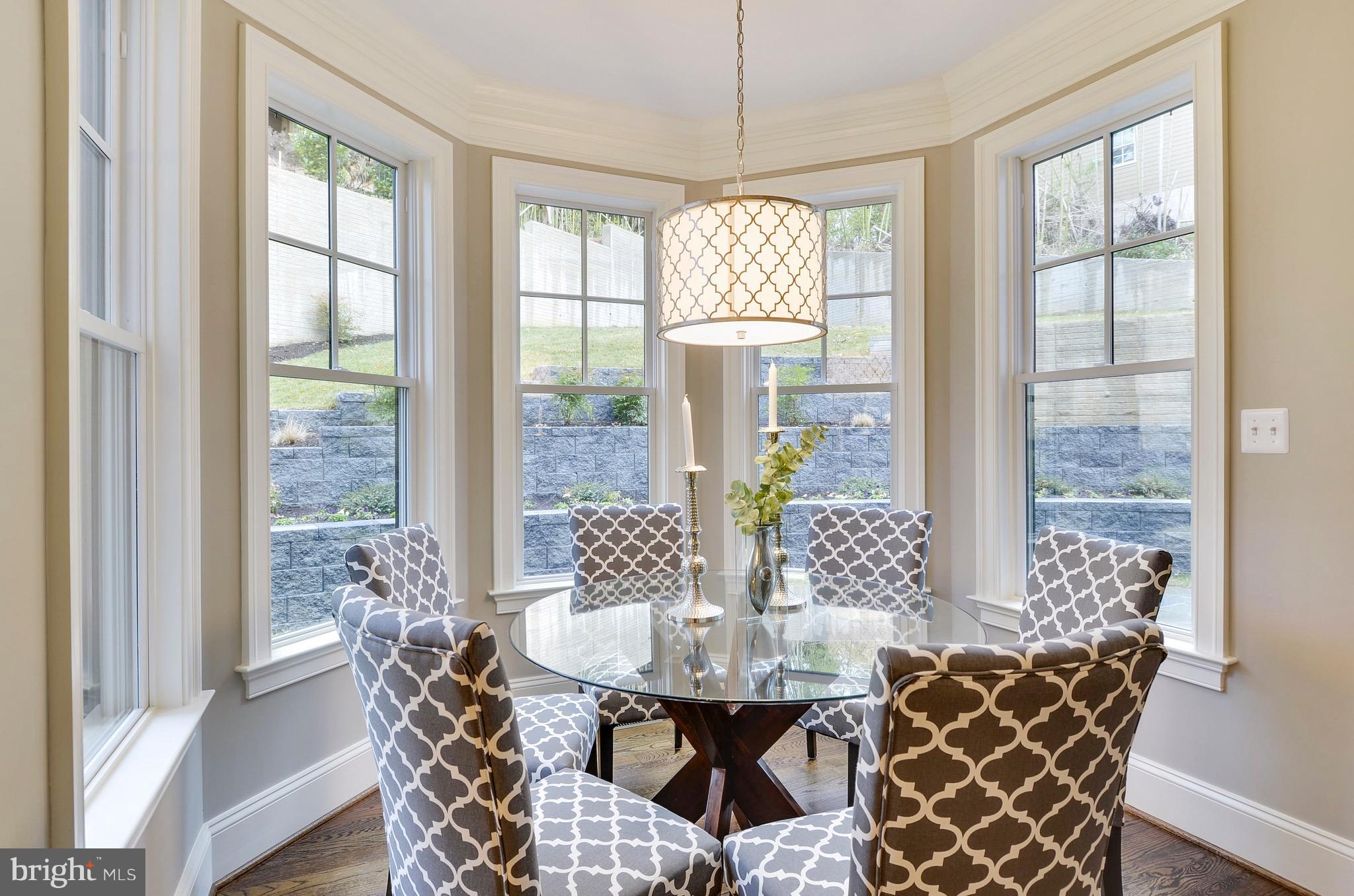 6351 Walhonding Road Bethesda, MD 20816 - Photo 12 of 30 Breakfast Nook