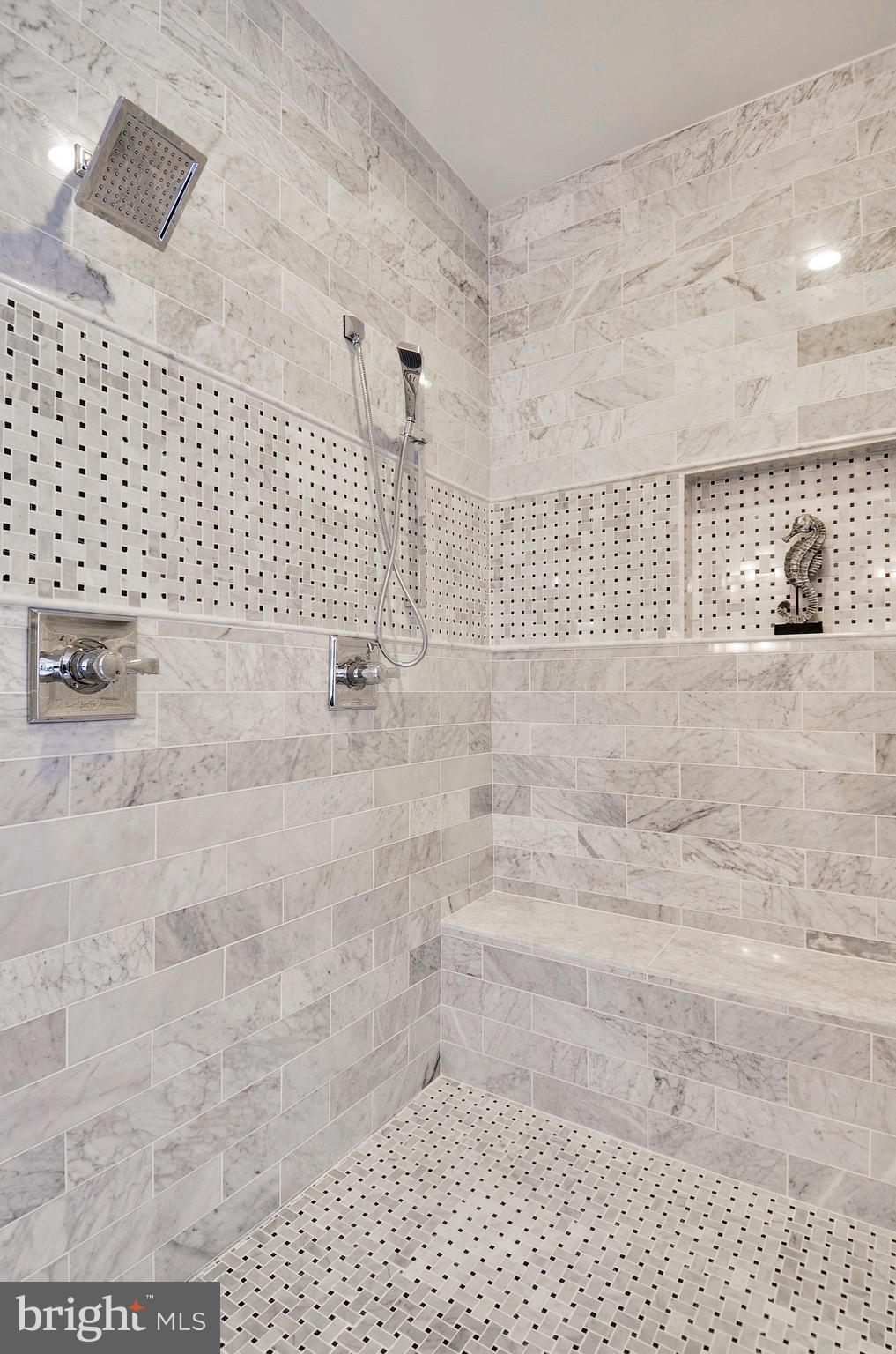 6351 Walhonding Road Bethesda, MD 20816 - Photo 23 of 30 Second Leve Bath (Master)