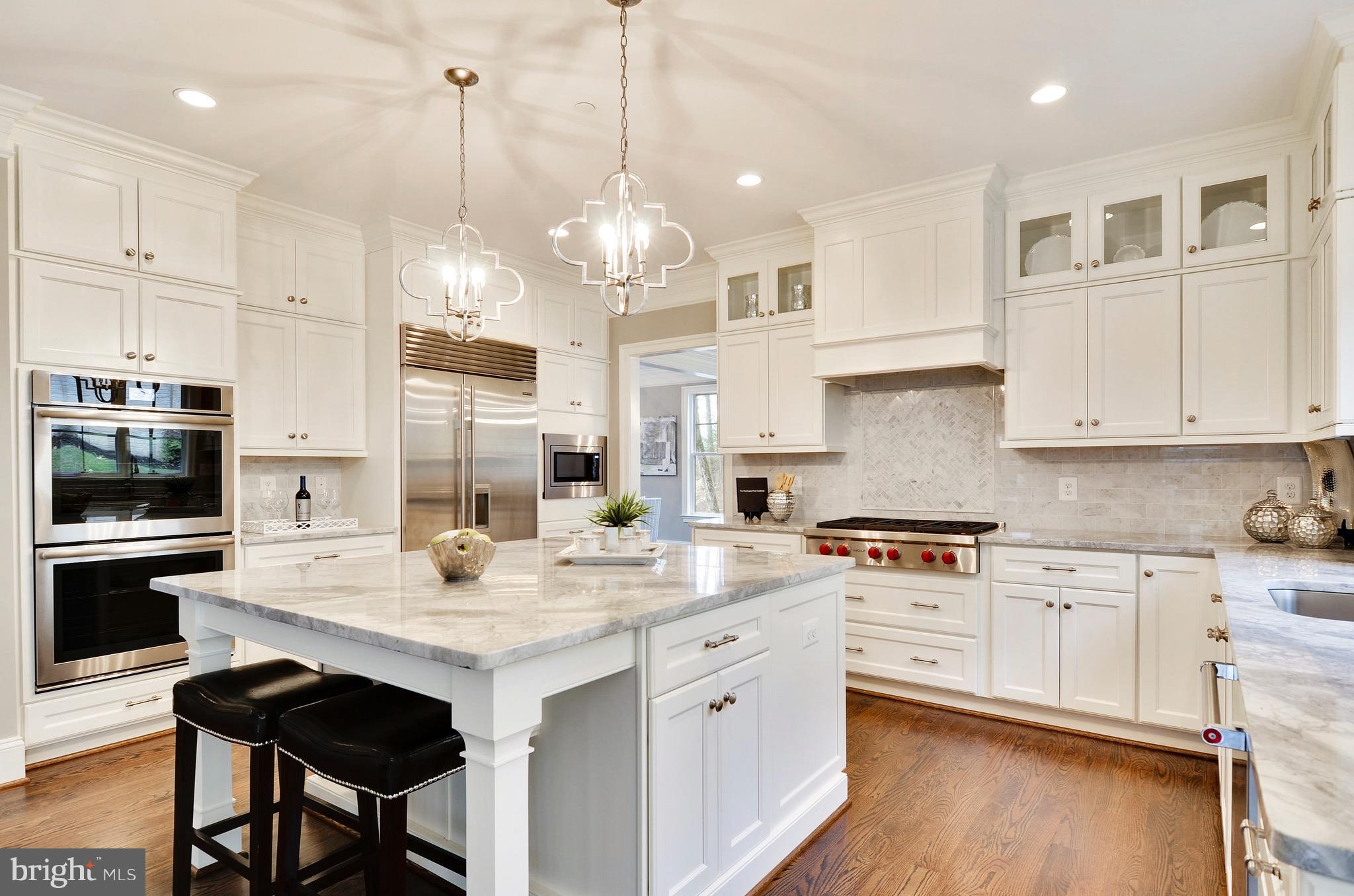 6351 Walhonding Road Bethesda, MD 20816 - Photo 9 of 30 Kitchen