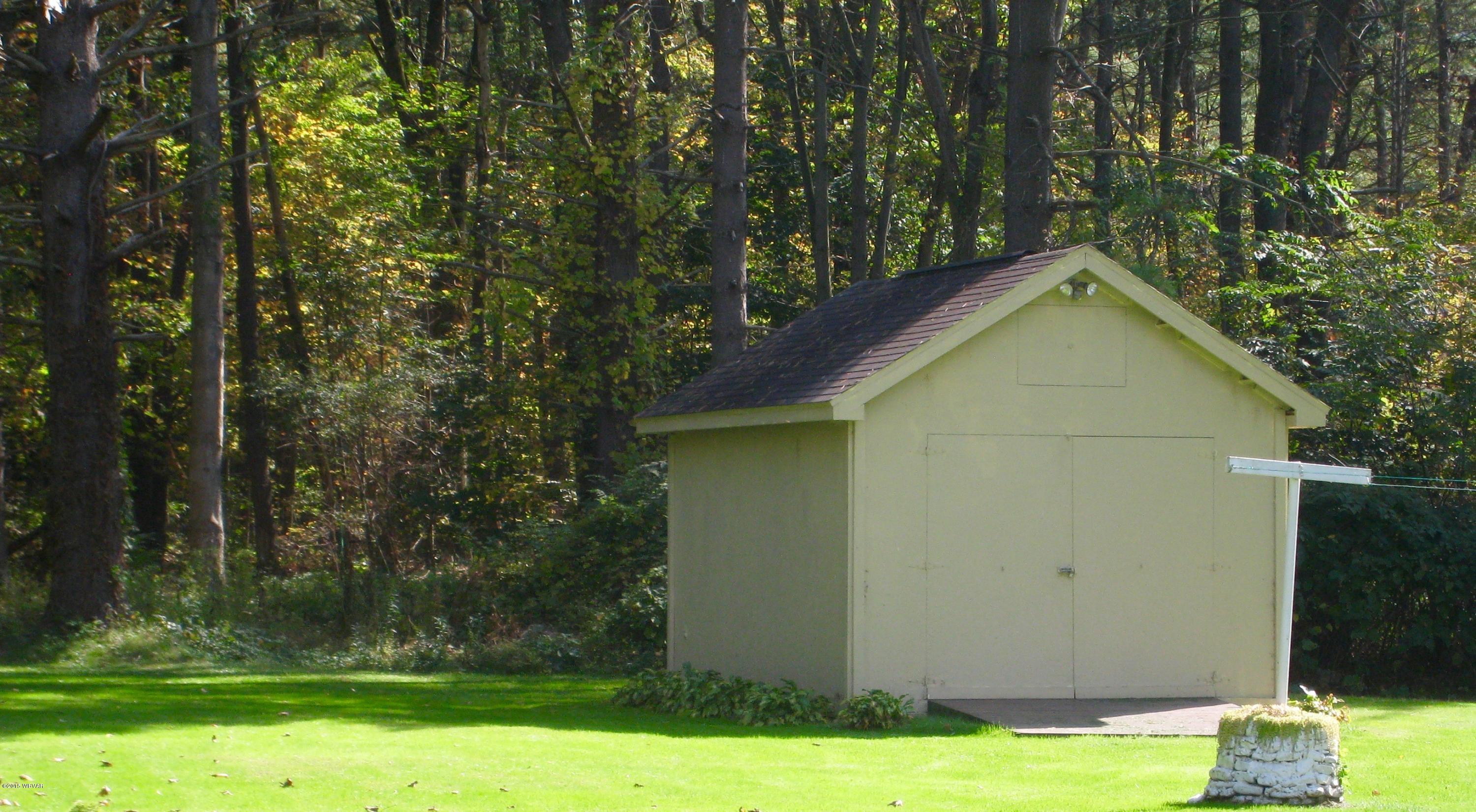 734 Auction Road Mill Hall, PA 17751 - Photo 3 of 13 Shed