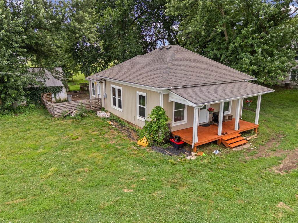 32473 Northeast Norton Road Garnett, KS 66032 - Photo 2 of 44