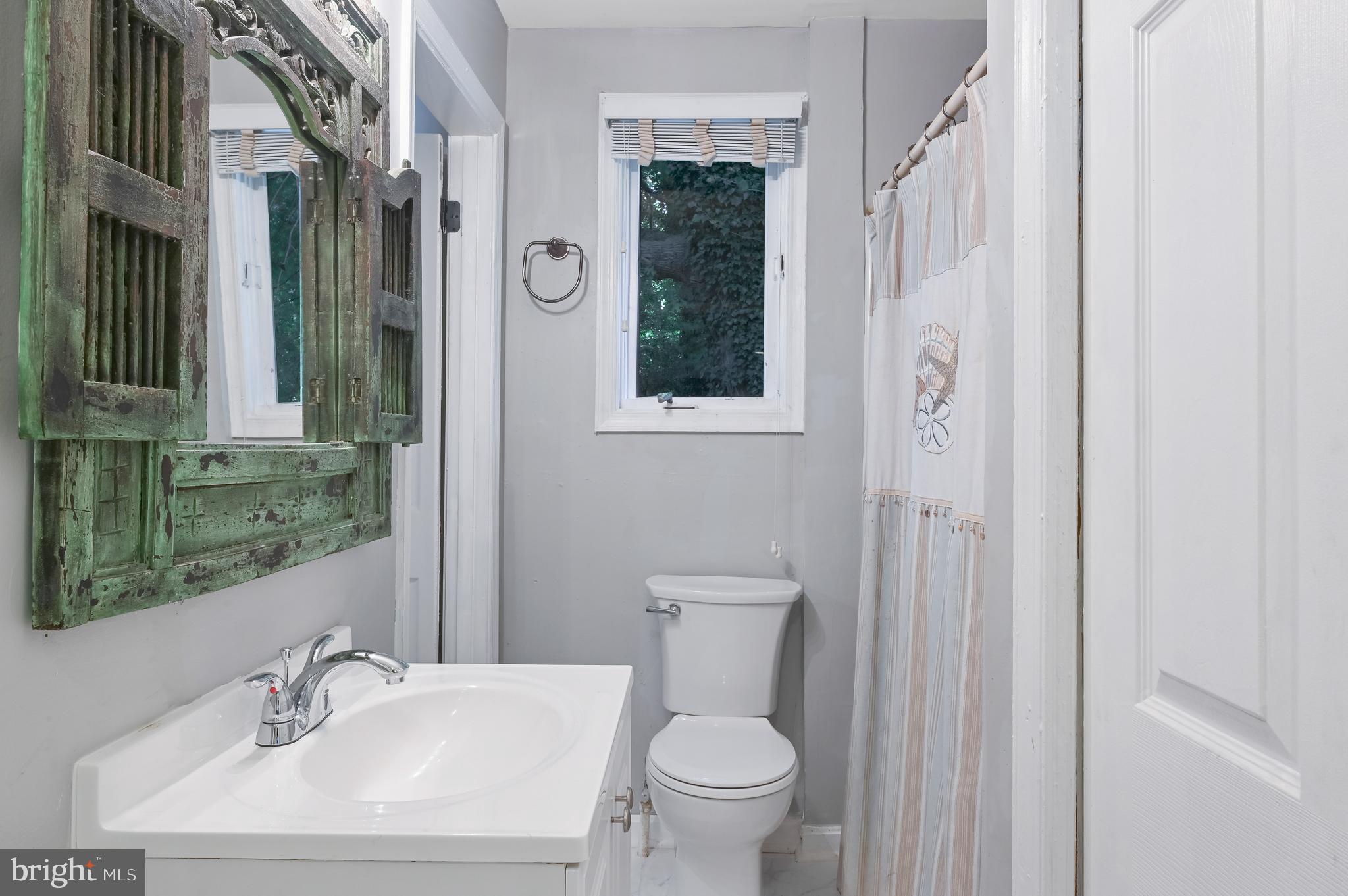 1637 Colbert Road Annapolis, MD 21409 - Photo 15 of 26 Second full bathroom of bedroom 2