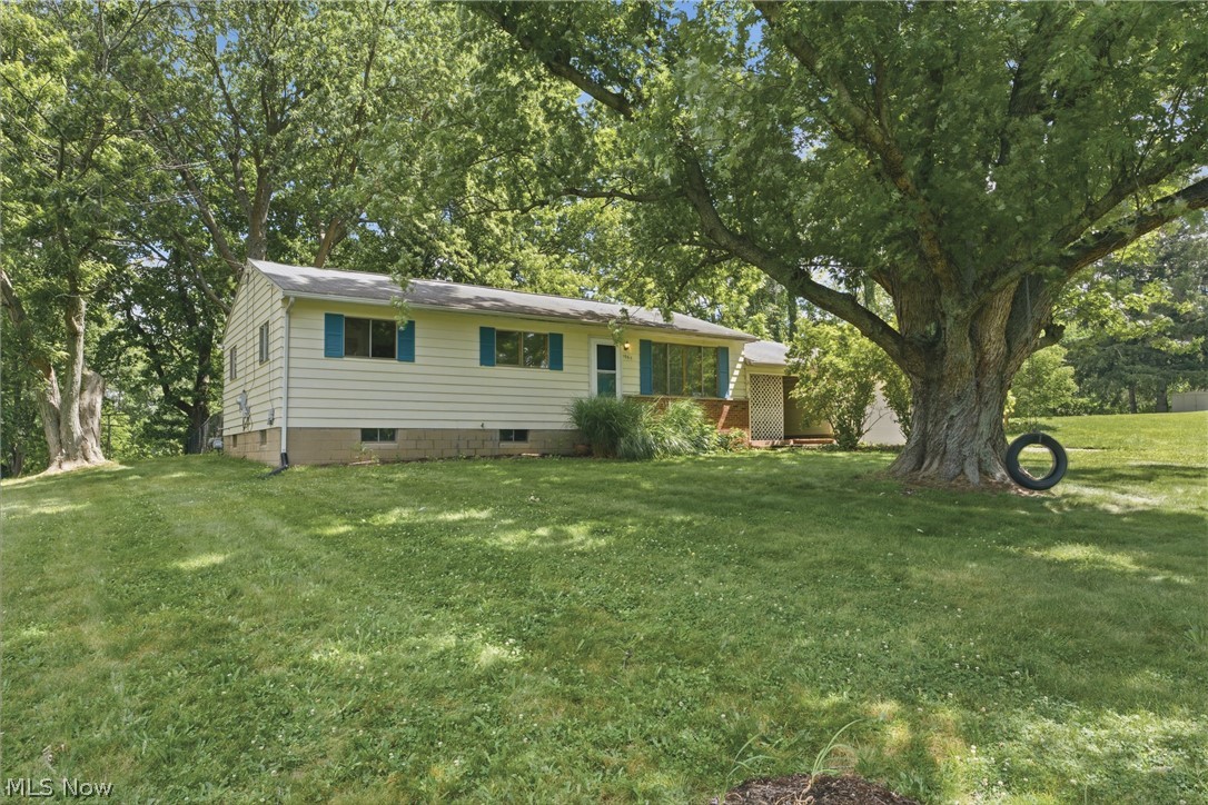 1965 Koons Road North Canton, OH 44720 - Photo 3 of 43