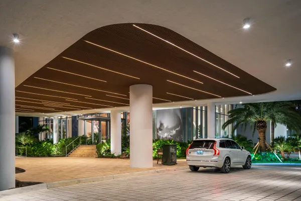 $7,999,999 | 700 Northeast 24th Street, Unit PH MANSION6003, Miami, FL 33137