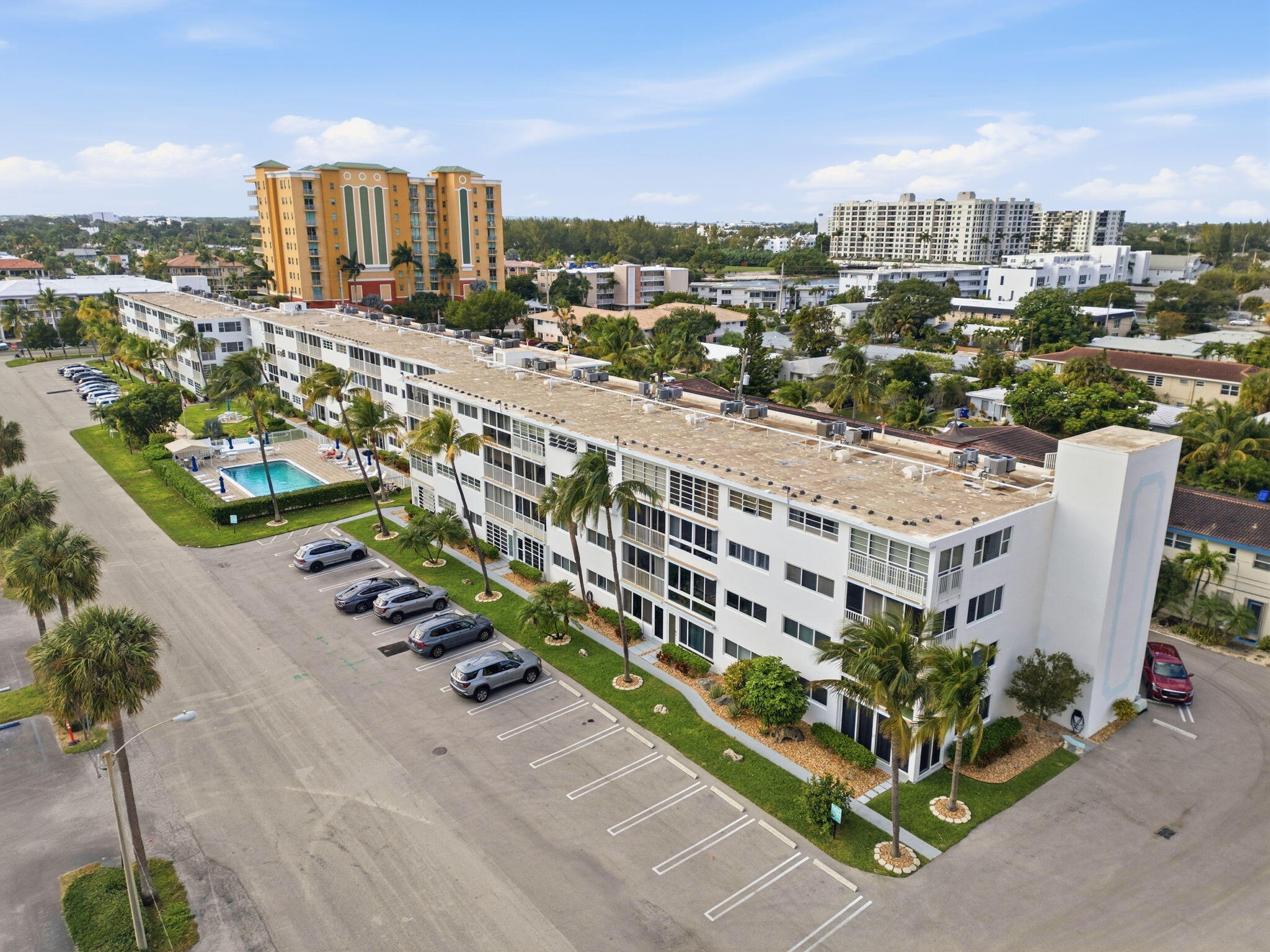 3221 Northeast 8th Street, Unit F305 Pompano Beach, FL 33062 - Photo 2 of 27 4-web-or-mls-DJI_0997