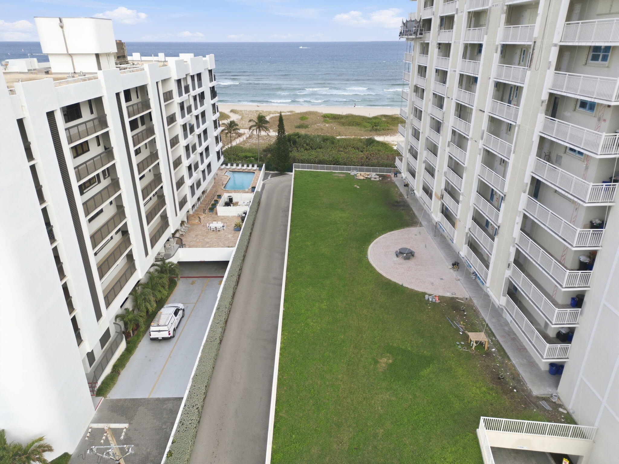 3221 Northeast 8th Street, Unit F305 Pompano Beach, FL 33062 - Photo 23 of 27 5-web-or-mls-DJI_0999