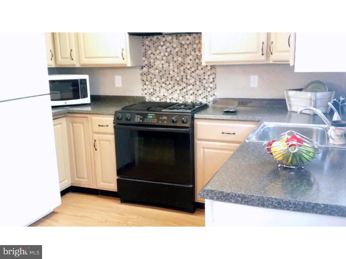 801 Bennington Road Folcroft, PA 19032 - Photo 7 of 25