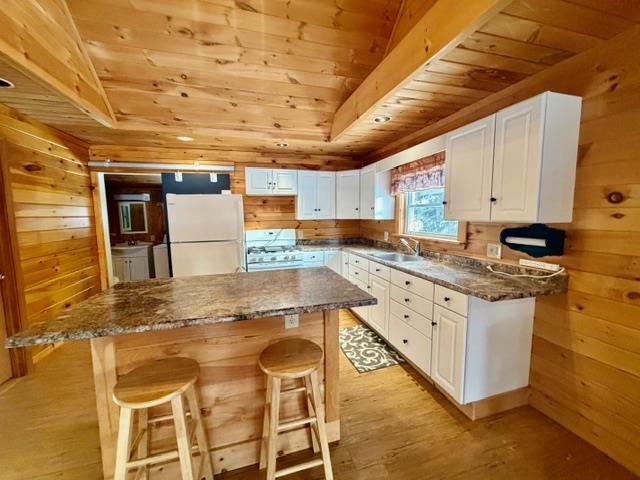 21 Pinette Road Errol, NH 03579 - Photo 9 of 24