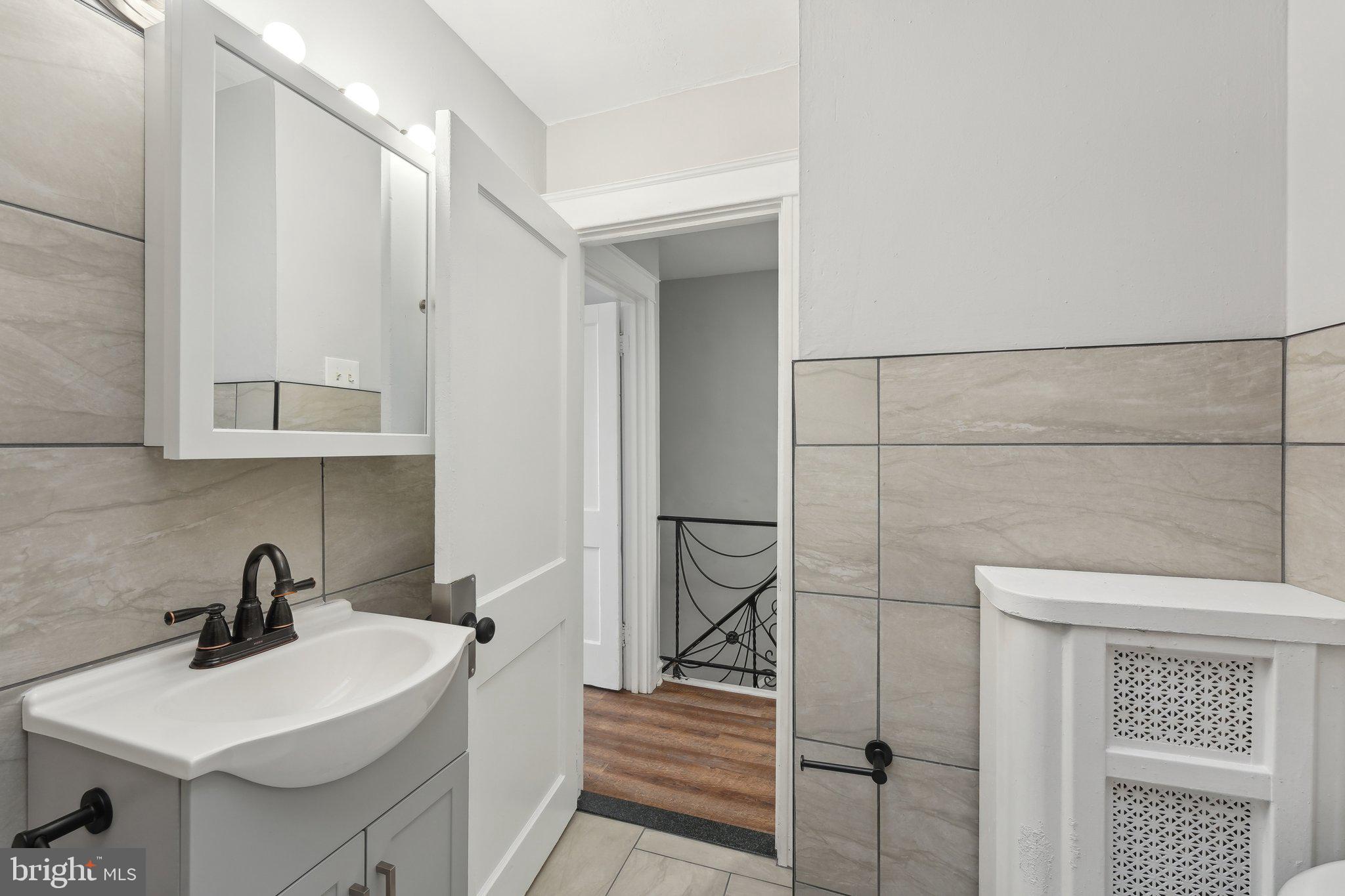 410 Woodcliffe Road Upper Darby, PA 19082 - Photo 13 of 26