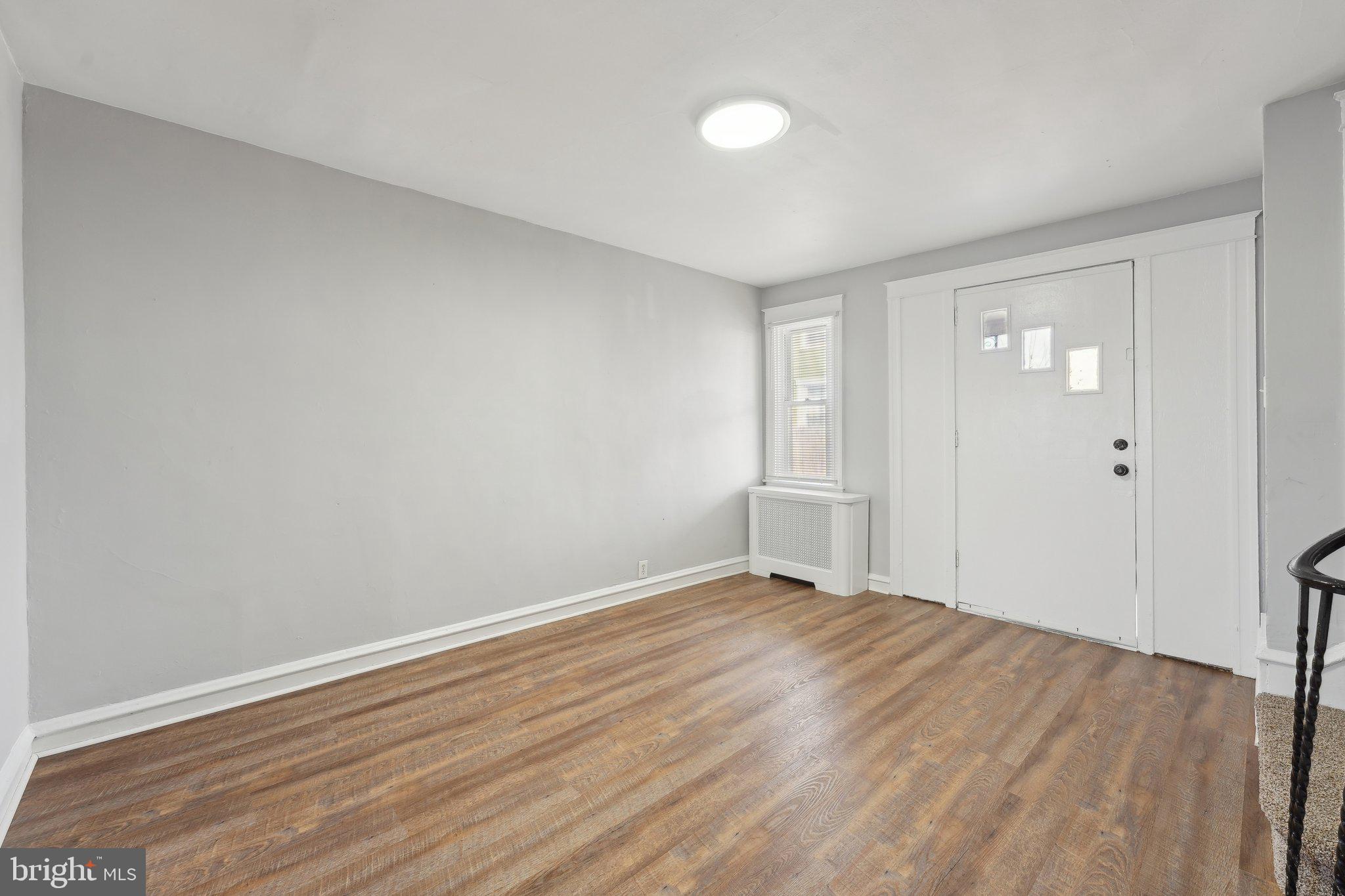 410 Woodcliffe Road Upper Darby, PA 19082 - Photo 3 of 26