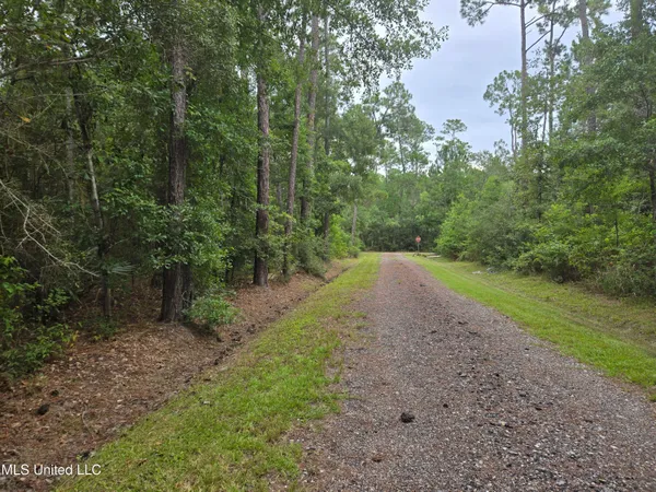 $18,000 | 4010 10th Street, Bay St. Louis, MS 39520