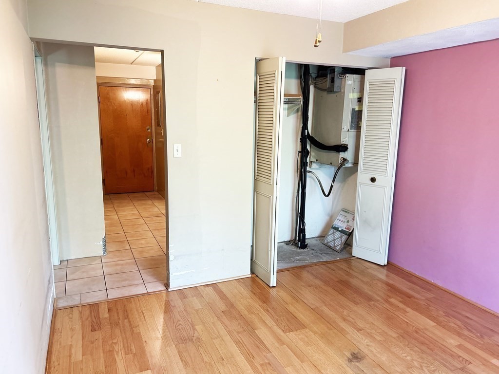 111 Devir Street, Unit 402 Malden, MA 02148 - Photo 11 of 19 a view of empty room