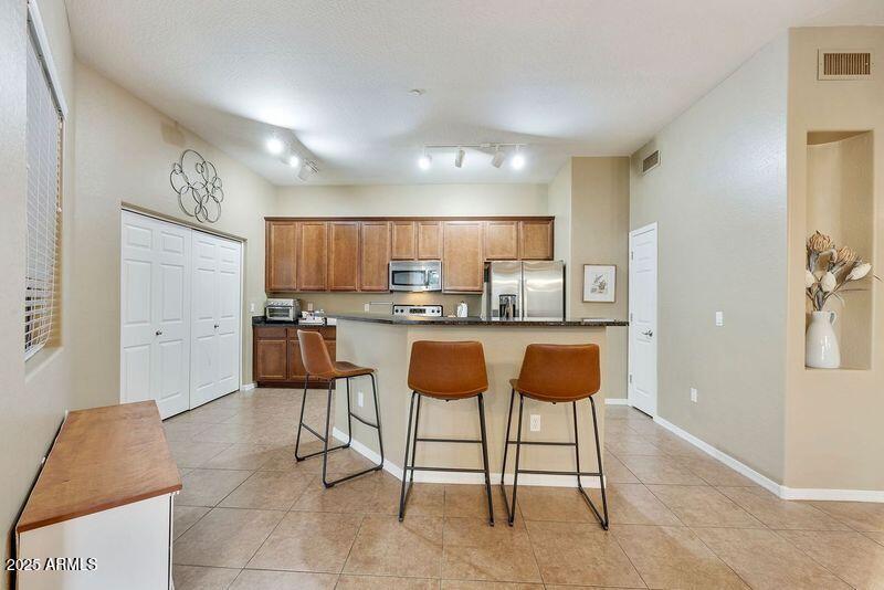 3330 South Gilbert Road, Unit 2090 Chandler, AZ 85286 - Photo 8 of 36 cZUHG1tQ