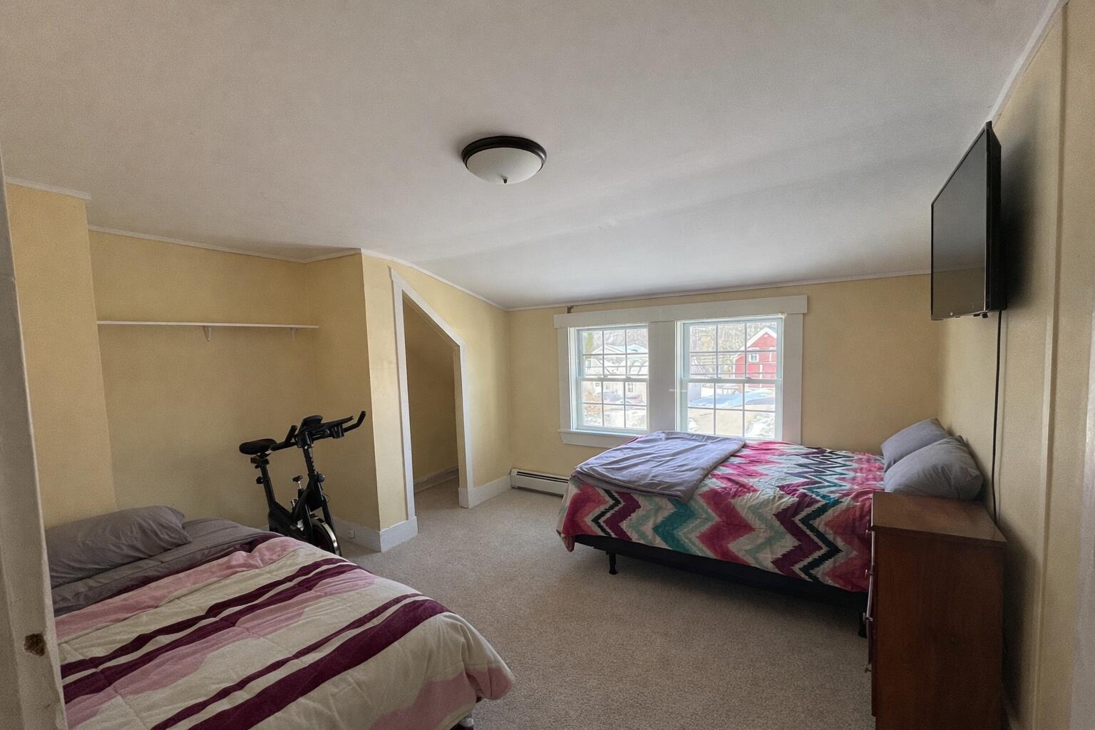 1327 Highway 1 York, ME 03902 - Photo 13 of 15 UNIT 2 BEDROOM