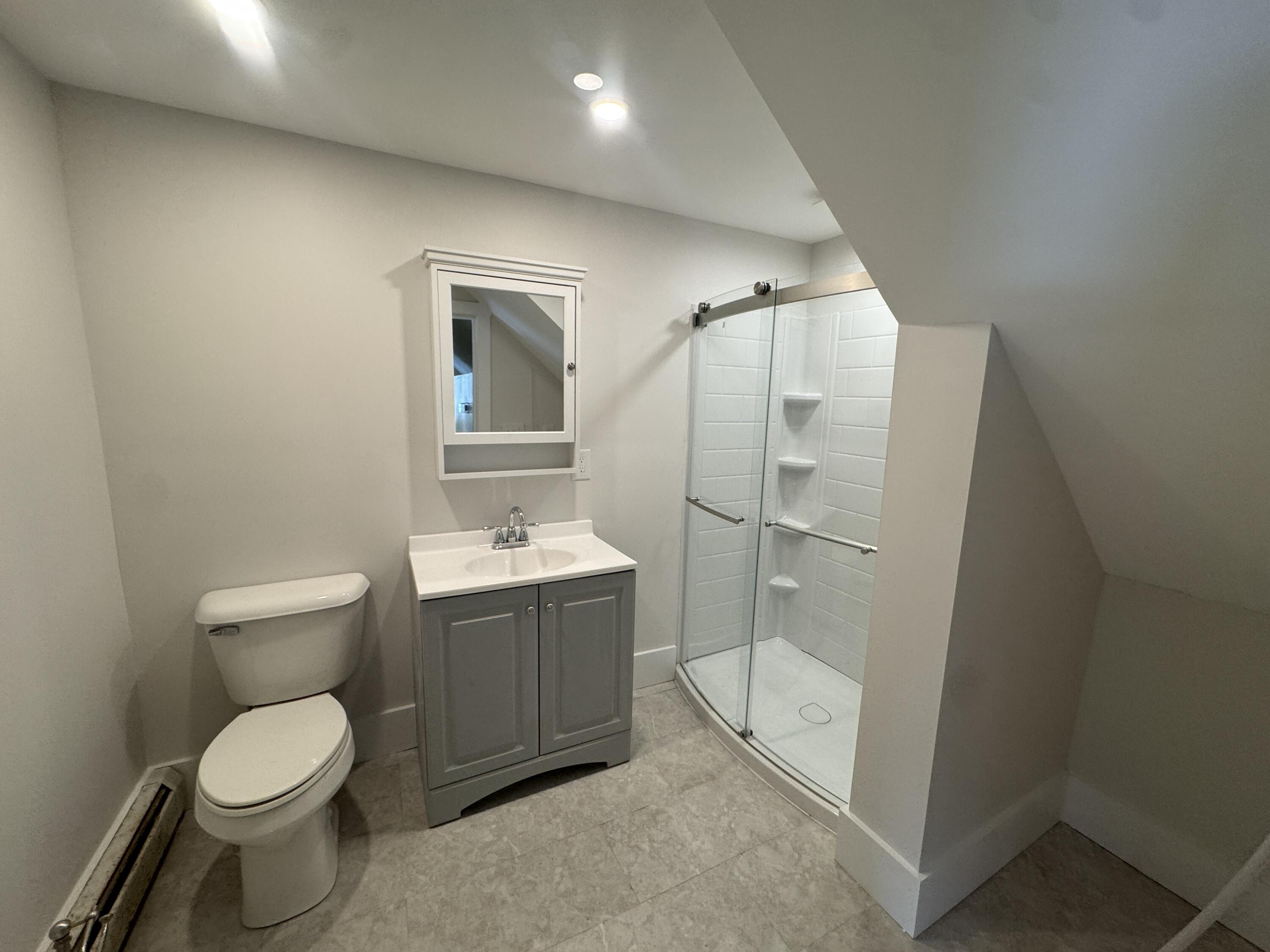 1327 Highway 1 York, ME 03902 - Photo 15 of 15 Bath 2nd