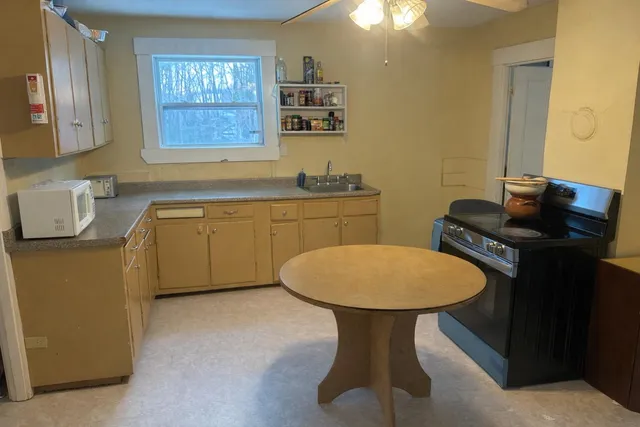 $799,000 | 1327 Highway 1, York, ME 03902