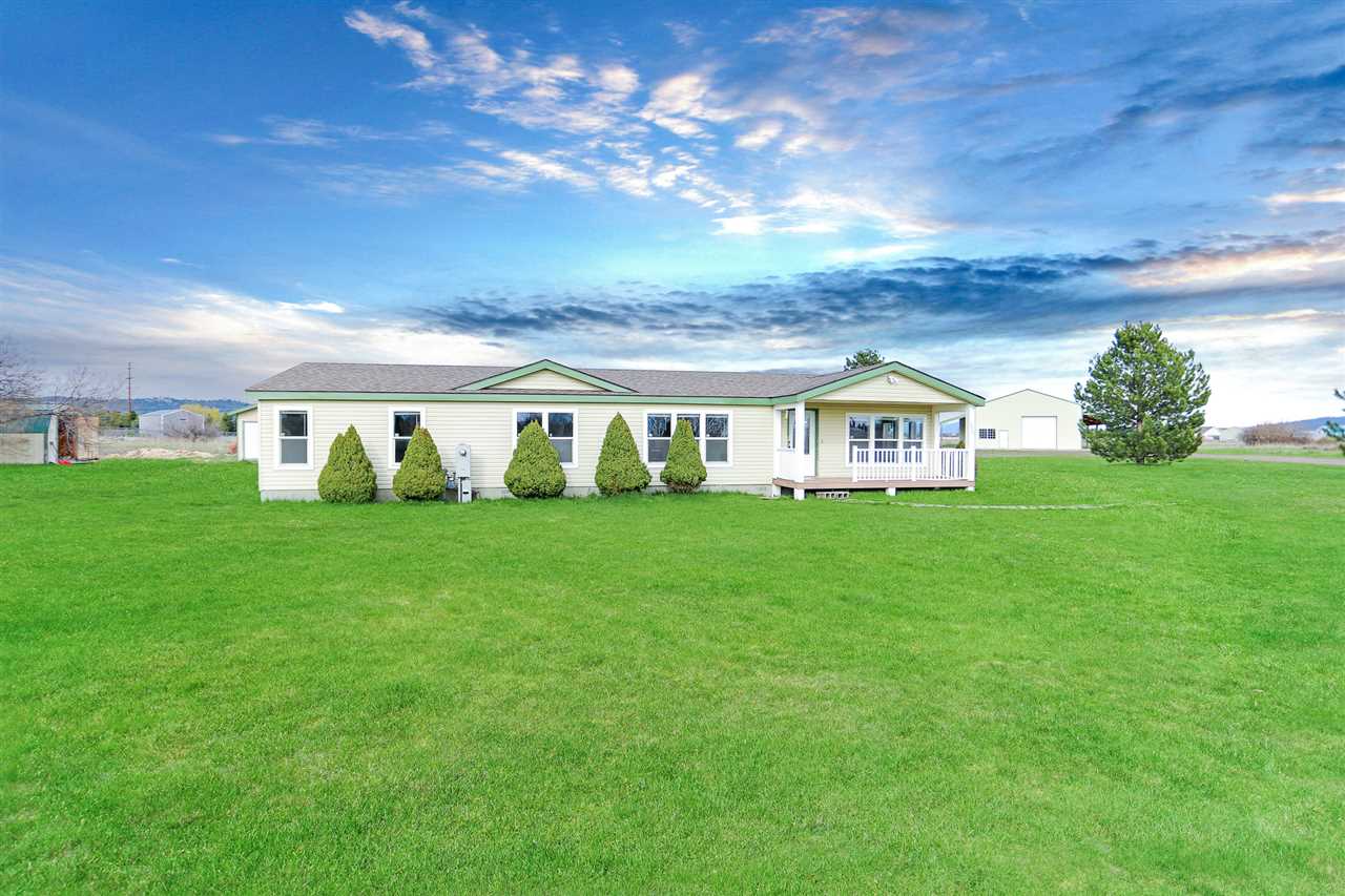 6226 North Starr Road Newman Lake, WA 99025 - Photo 1 of 20 Gallery Image 1