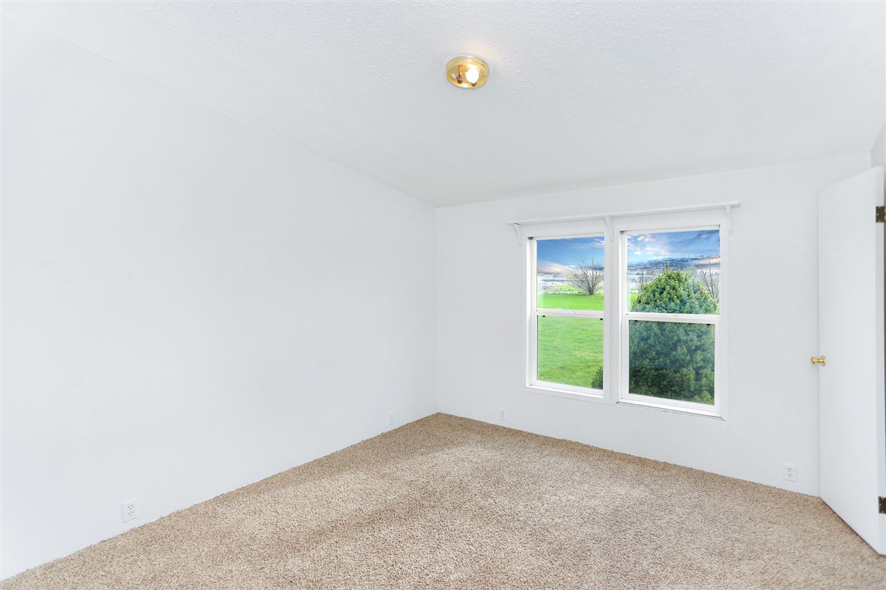 6226 North Starr Road Newman Lake, WA 99025 - Photo 12 of 20 Gallery Image 12