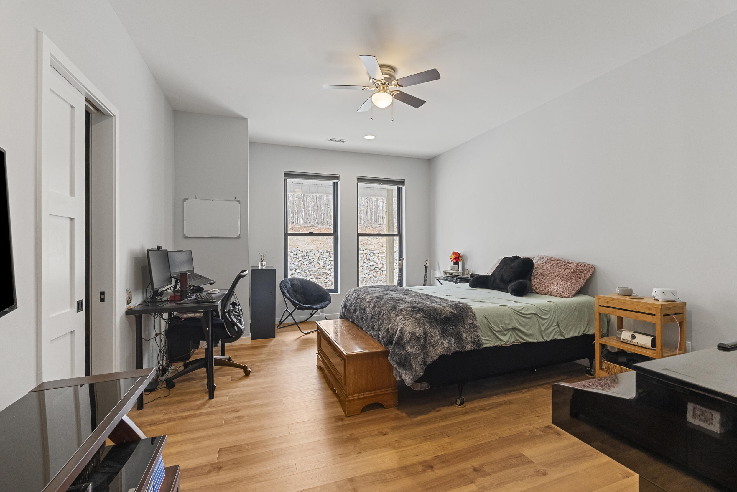 2409 Old Firetrail Road Huddleston, VA 24104 - Photo 15 of 32 2nd Bedroom