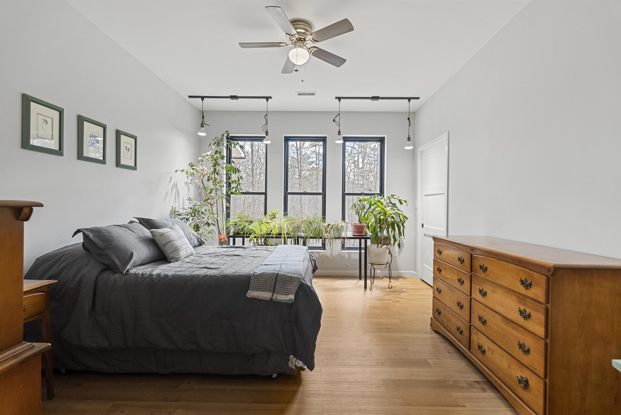 2409 Old Firetrail Road Huddleston, VA 24104 - Photo 16 of 32 3rd Bedroom