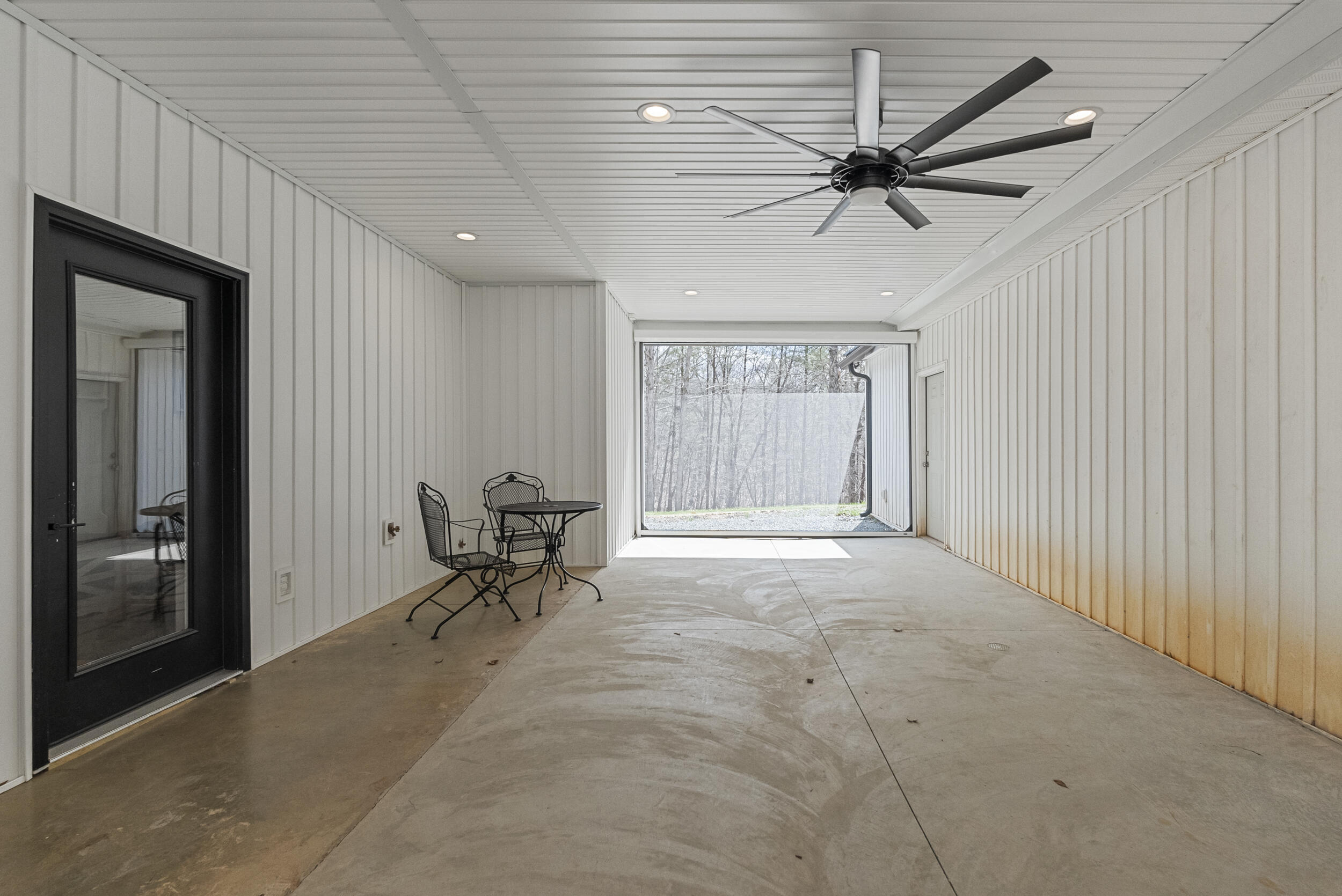 2409 Old Firetrail Road Huddleston, VA 24104 - Photo 20 of 32 Breezeway with Electronic Screens