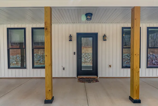 $795,000 | 2409 Old Firetrail Road, Huddleston, VA 24104