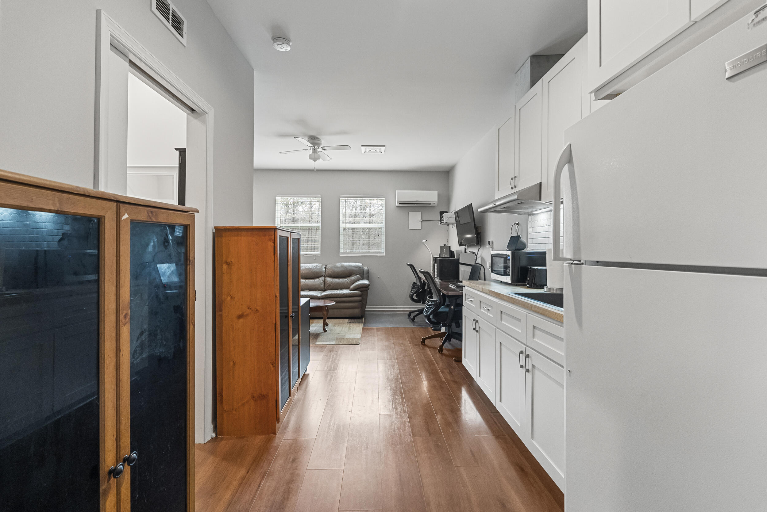 2409 Old Firetrail Road Huddleston, VA 24104 - Photo 25 of 32 Office/In-Law Suite