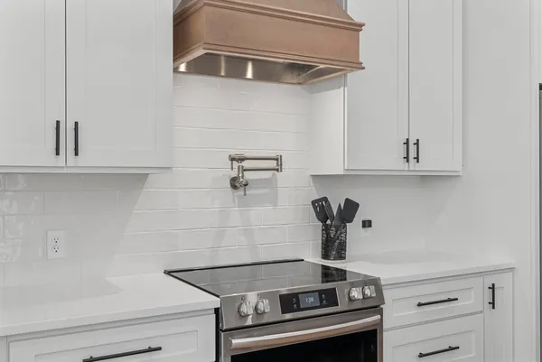 $795,000 | 2409 Old Firetrail Road, Huddleston, VA 24104