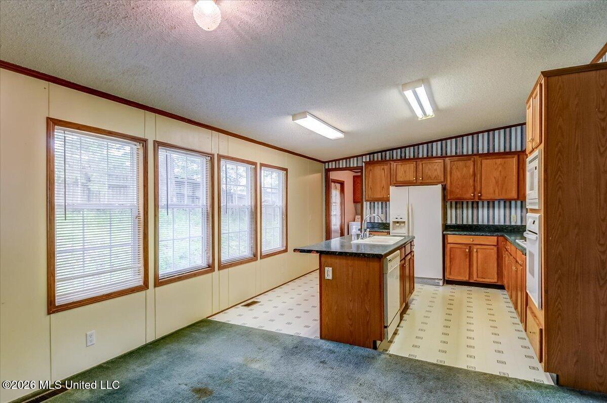 2041 King Road Southaven, MS 38672 - Photo 12 of 32 10-KMP_9512_3_4_5_6
